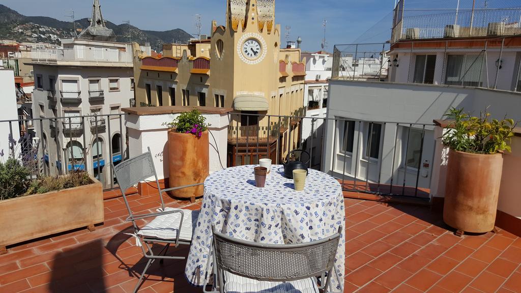 The Sky Attic Apartment Σίτζες Εξωτερικό φωτογραφία