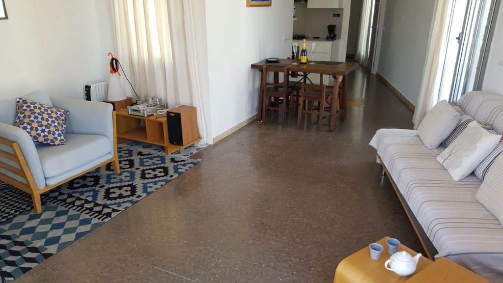 The Sky Attic Apartment Σίτζες Εξωτερικό φωτογραφία
