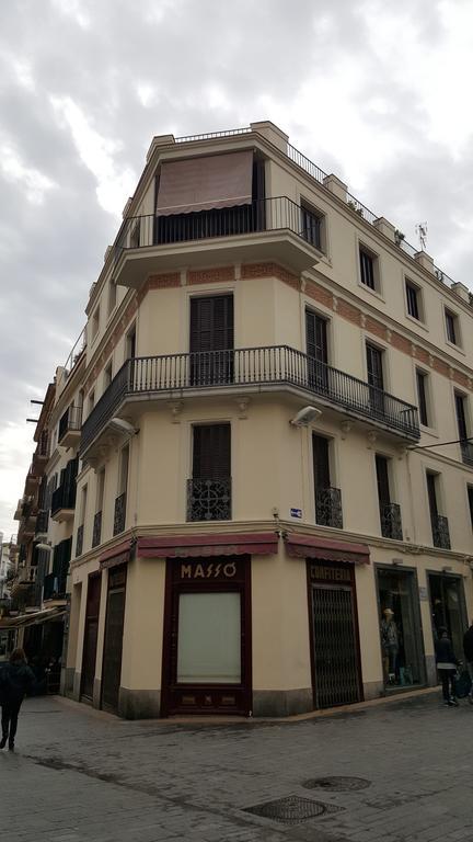 The Sky Attic Apartment Σίτζες Εξωτερικό φωτογραφία